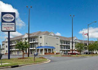 Suburban Charlotte-ballantyne Hotel Pineville